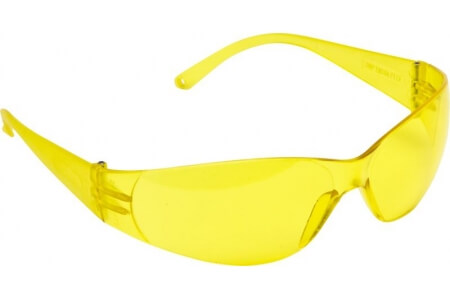 Extremely Lightweight Wraparound Safety Spectacles